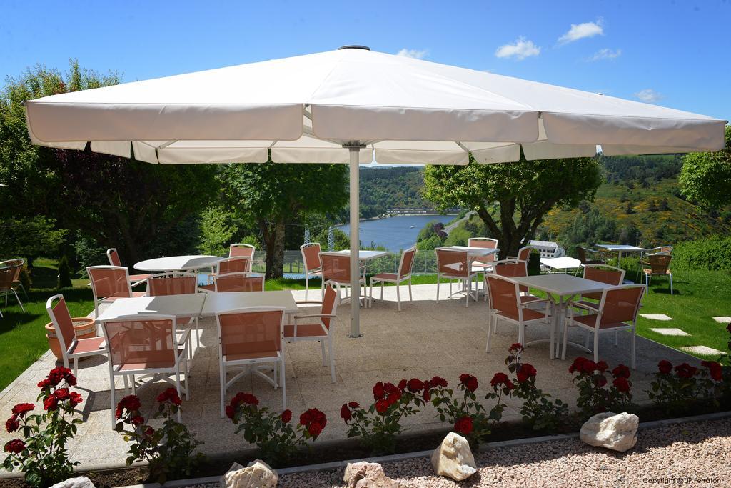 Logis Hotel Beau Site Loubaresse  외부 사진