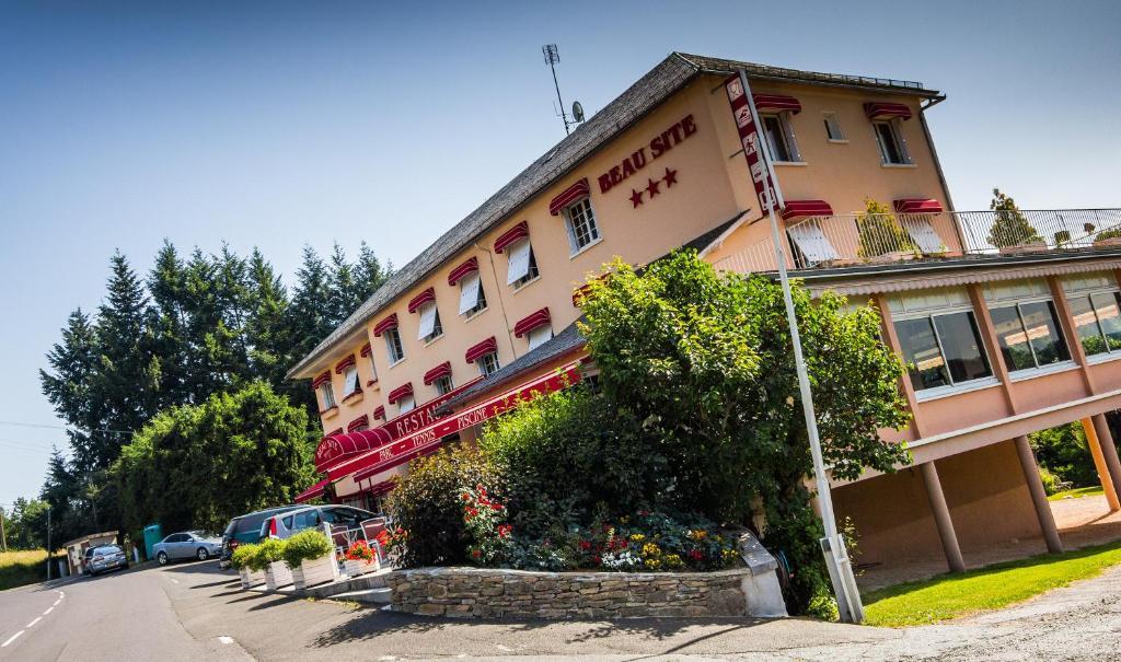 Logis Hotel Beau Site Loubaresse  외부 사진