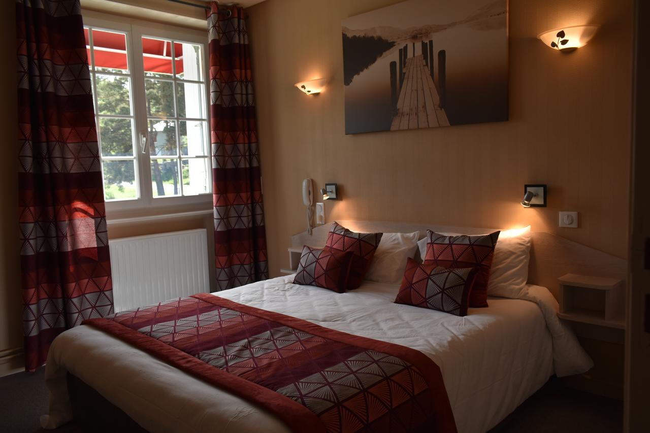 Logis Hotel Beau Site Loubaresse  외부 사진